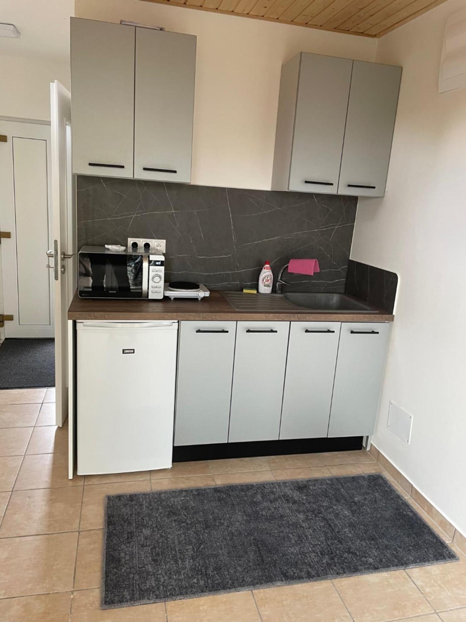 Apartman Mini 斯图帕瓦 外观 照片